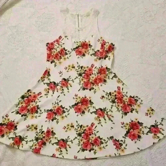 Floral dress Iris Los Angeles - Picture 1 of 8